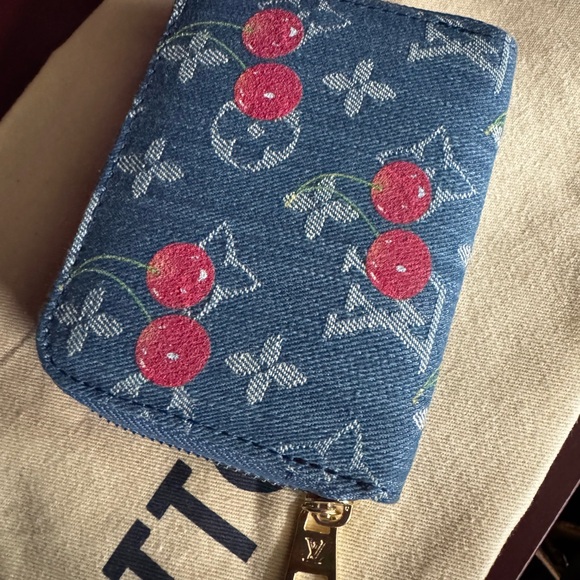 Denim Cherry wallet - Picture 2 of 4